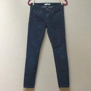 Abercrombie and Fitch skinny jeans Size 6R